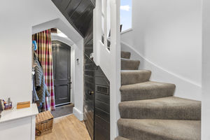 Photo 16- click for photo gallery